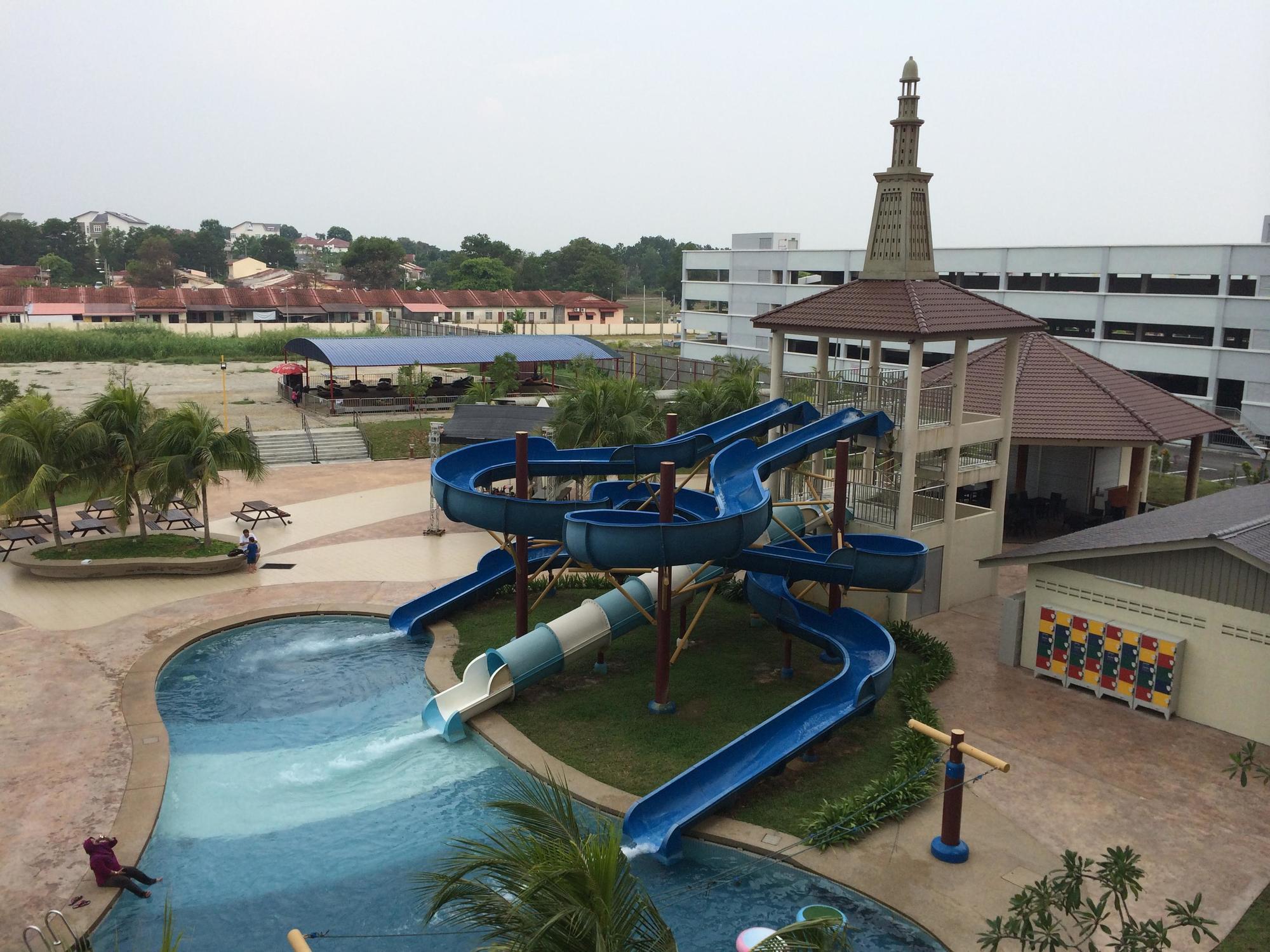 บายู ลากูน พาร์ค รีสอร์ท Malacca ภายนอก รูปภาพ